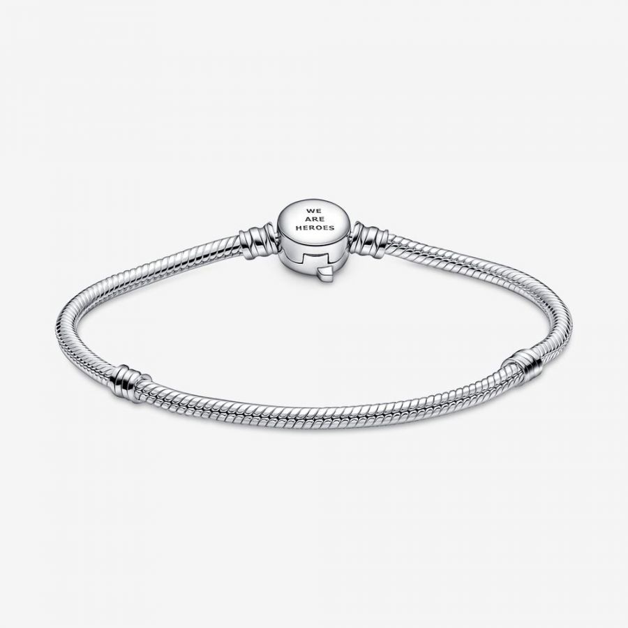 Pandora The Avengers Logo Clasp Snake Chain Bracelet - Image 4